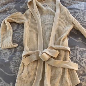 Off white gap cardigan